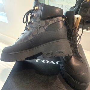 💯AUTHENTIC COACH ROYCE SIGNATURE BOOTS